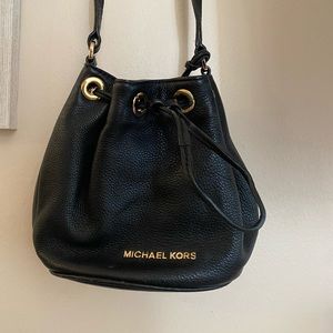 Michael Kors Bucket Purse